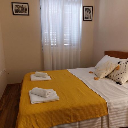 Apartman Sicilija Hotel Podgorica Bagian luar foto